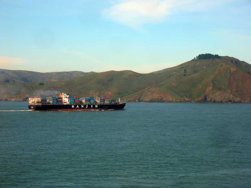 Hanjin heading toward the Gate